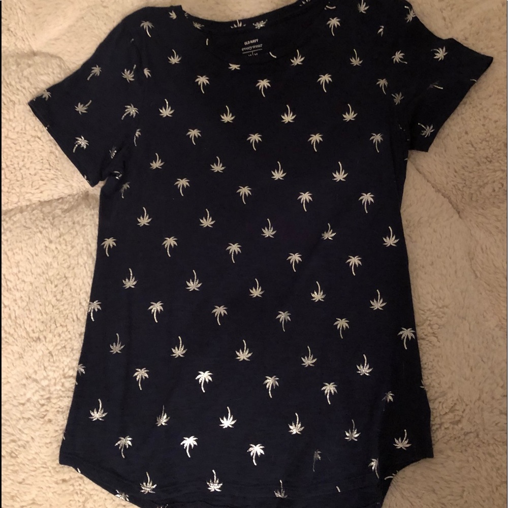 Women’s palm tree top